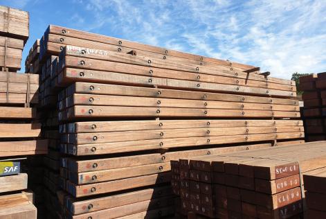 Draglineschotten opgestapeld